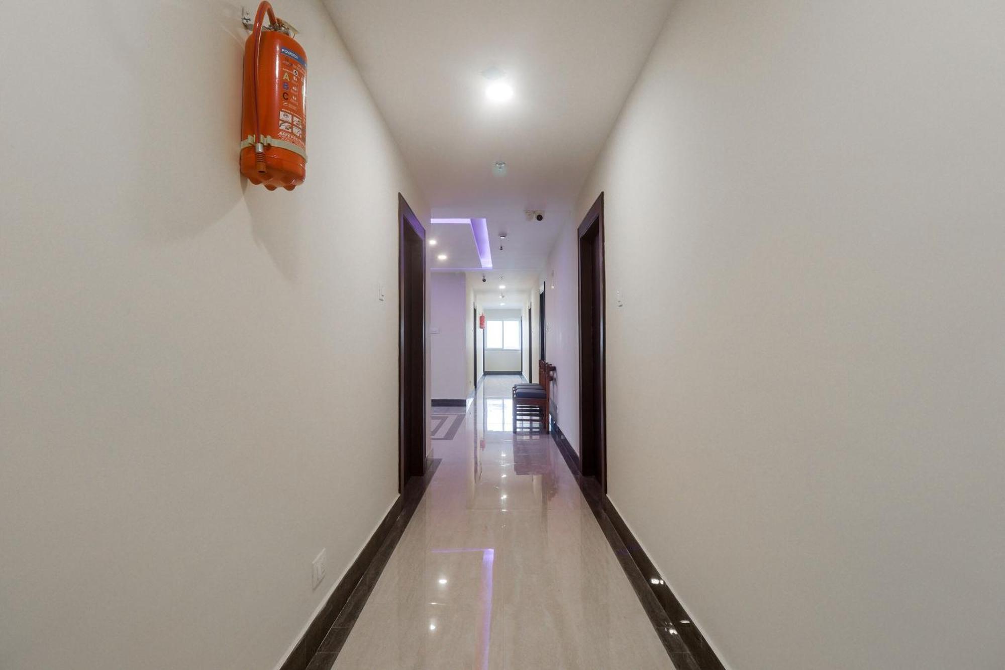 Hotel Townhouse Dj Grand Tirupati Zewnętrze zdjęcie