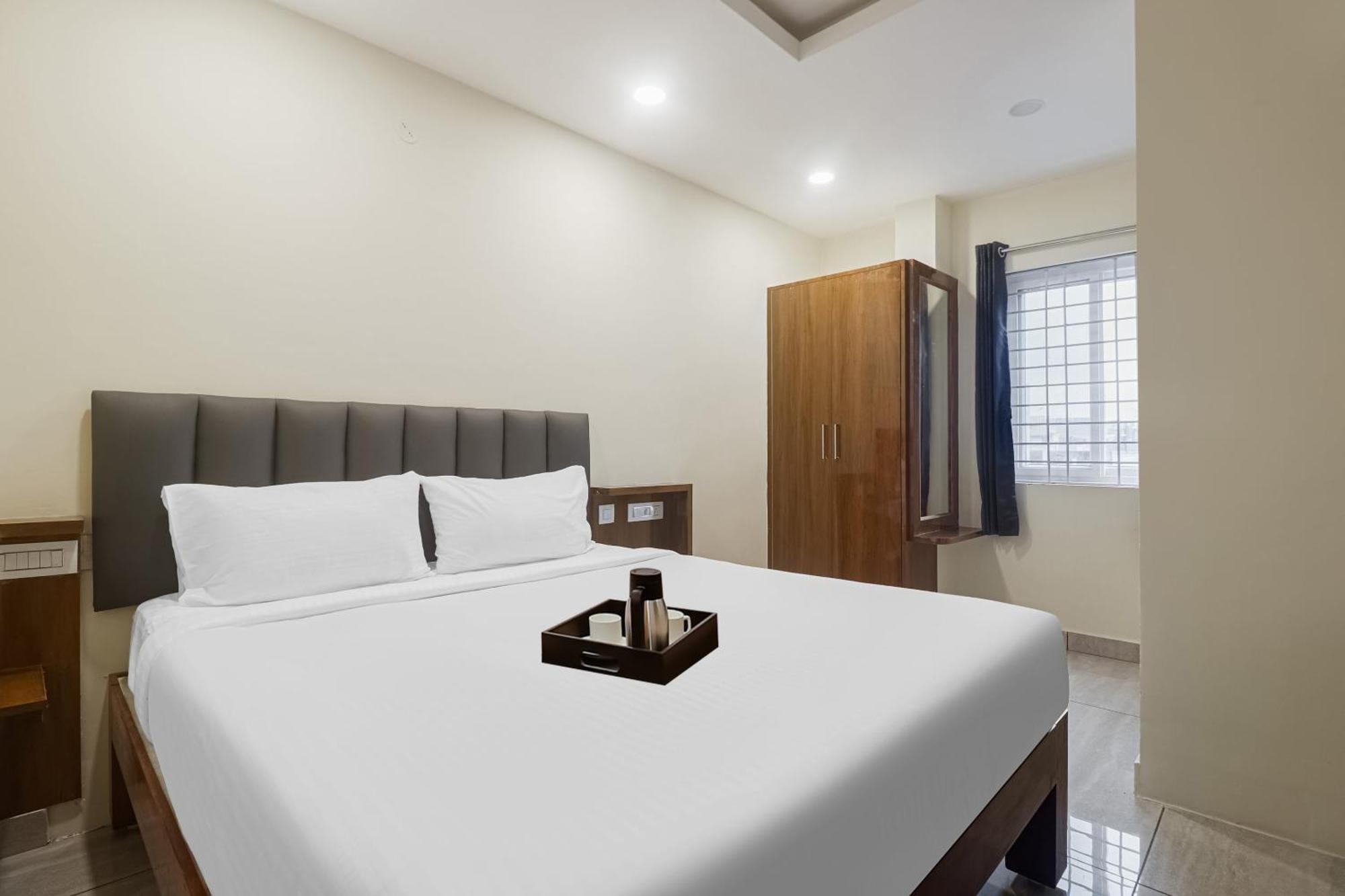 Hotel Townhouse Dj Grand Tirupati Zewnętrze zdjęcie