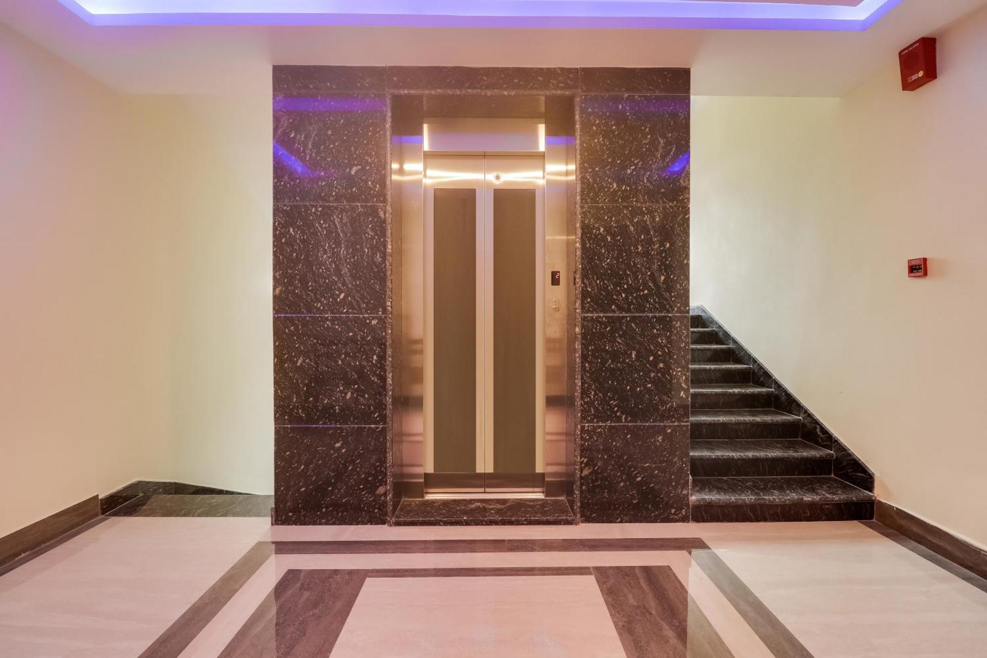 Hotel Townhouse Dj Grand Tirupati Zewnętrze zdjęcie