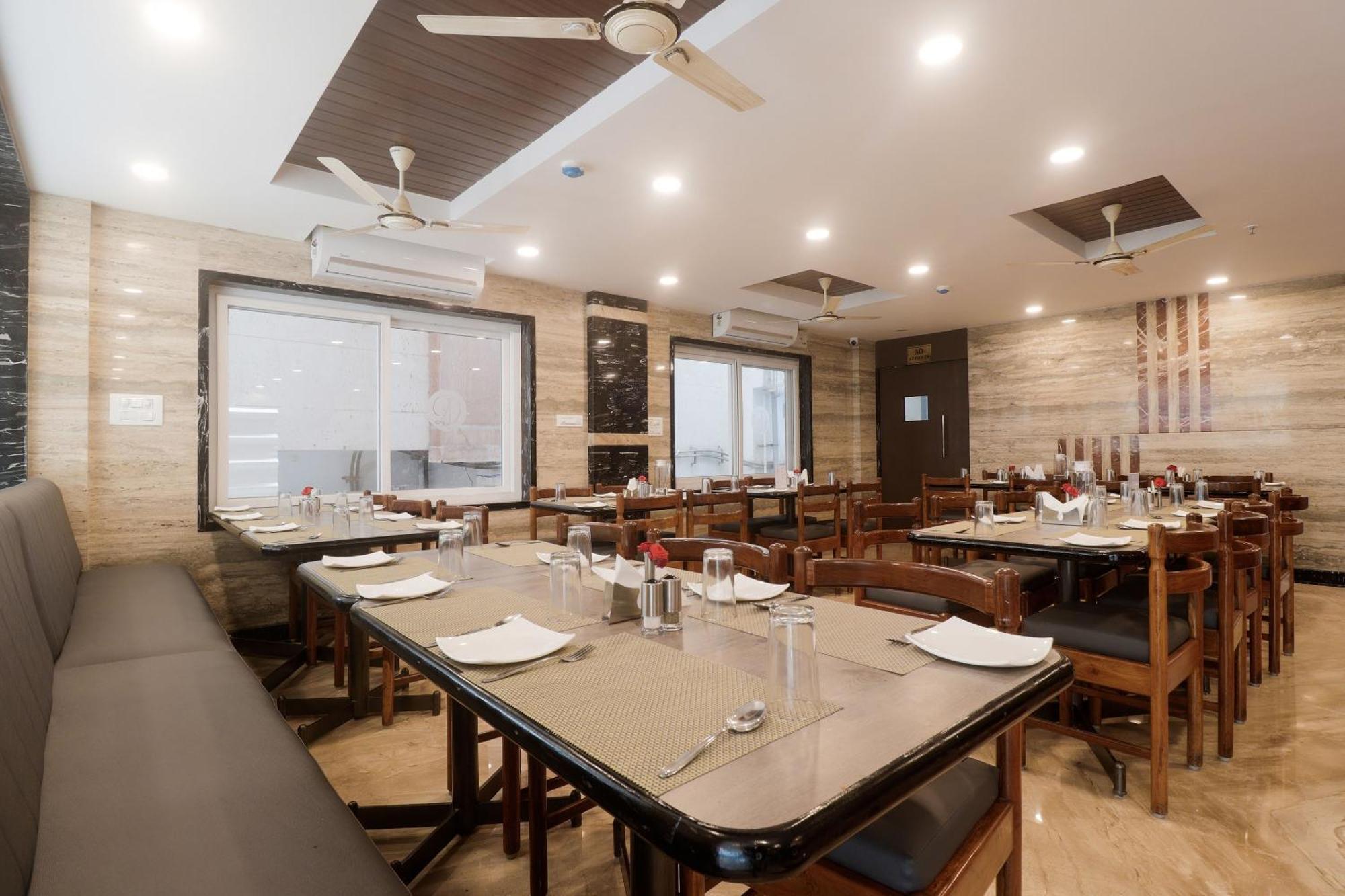 Hotel Townhouse Dj Grand Tirupati Zewnętrze zdjęcie