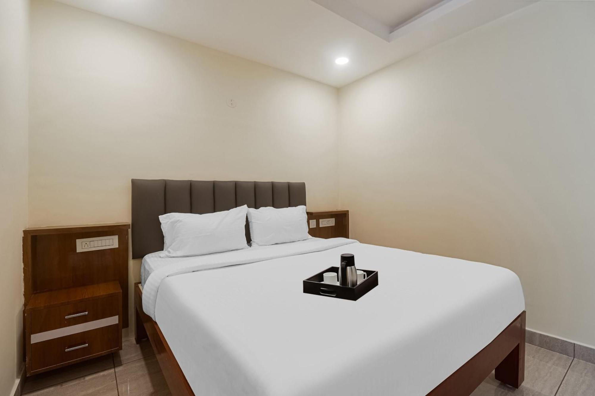 Hotel Townhouse Dj Grand Tirupati Zewnętrze zdjęcie