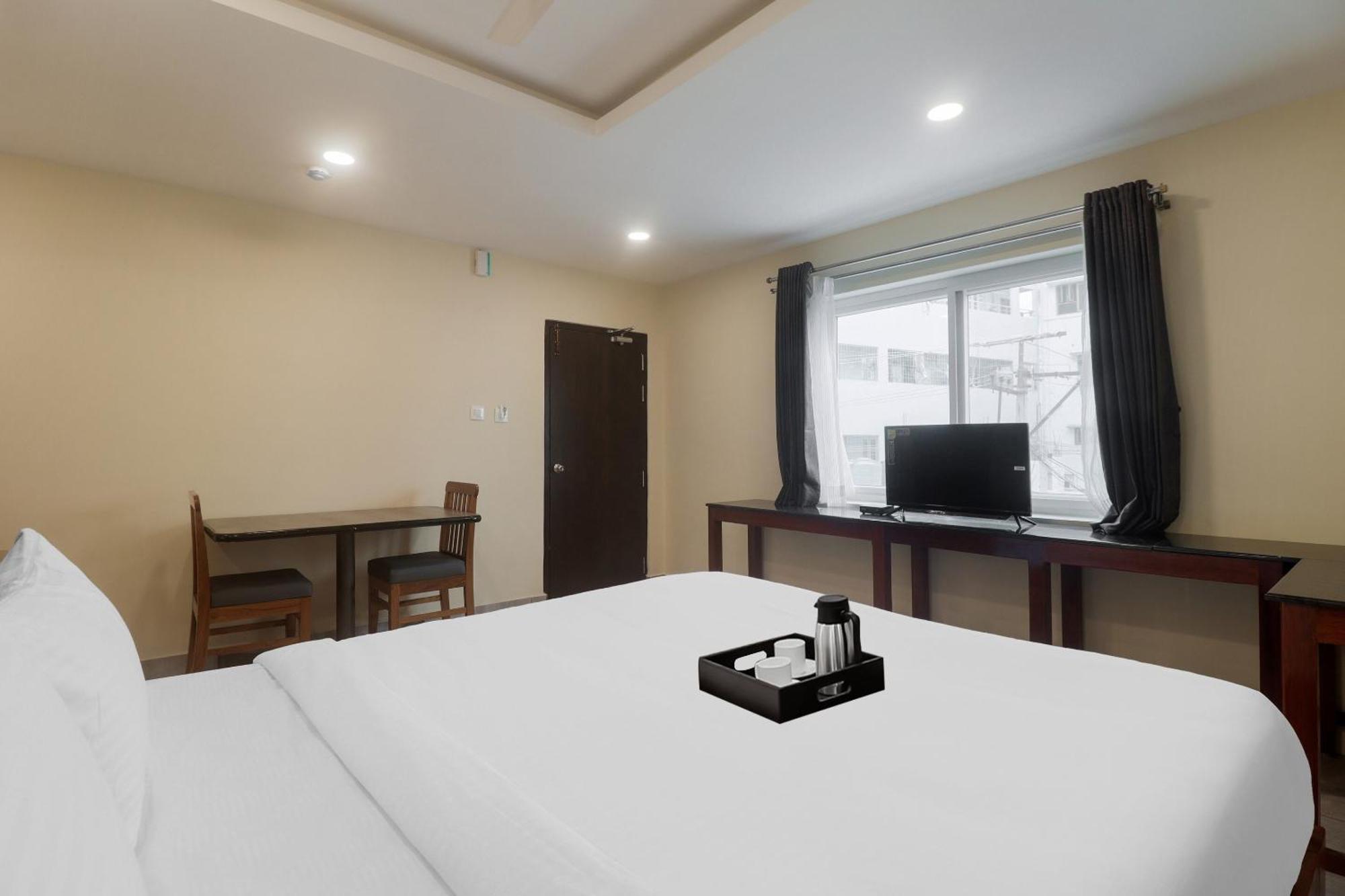 Hotel Townhouse Dj Grand Tirupati Zewnętrze zdjęcie