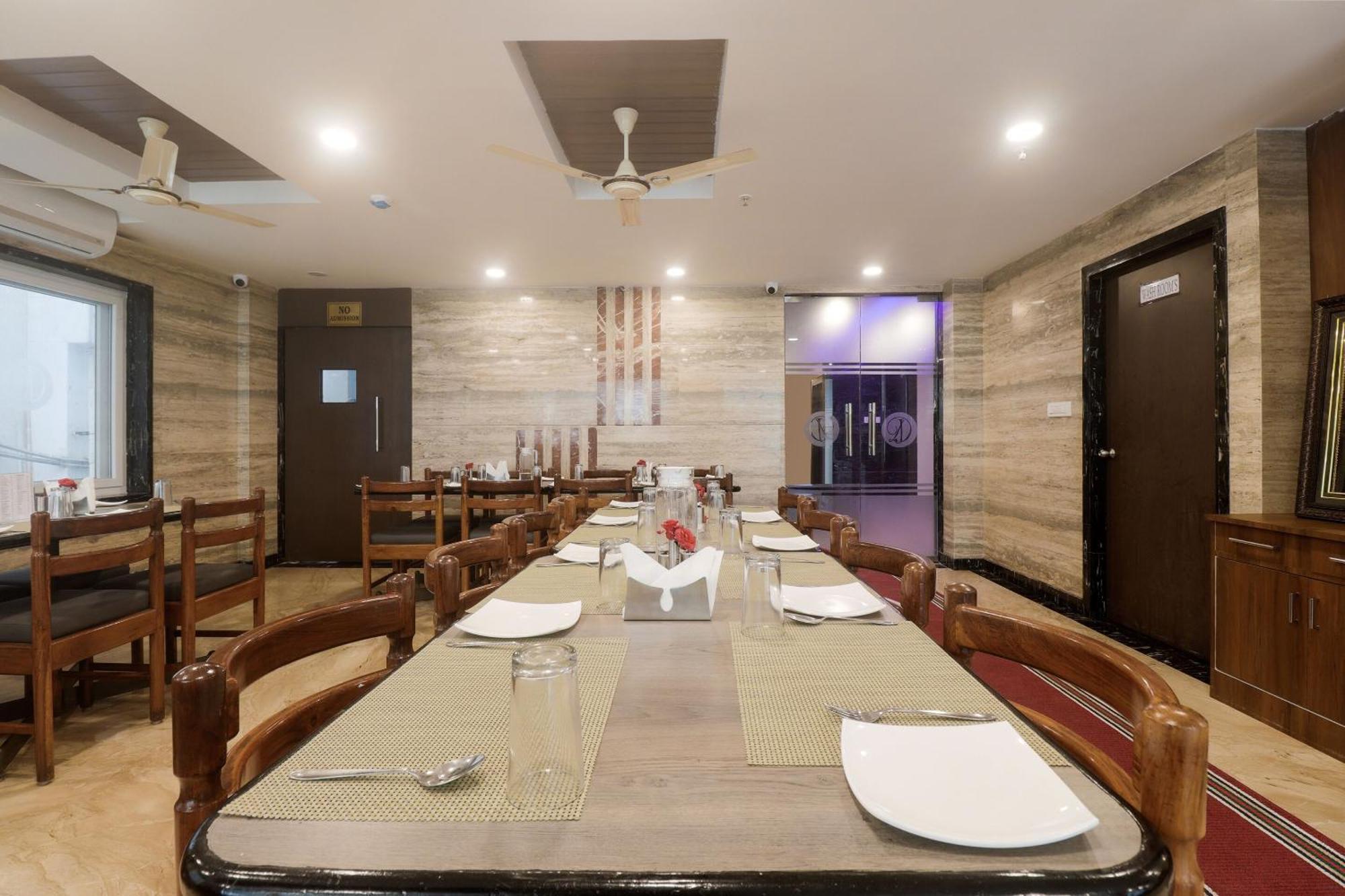 Hotel Townhouse Dj Grand Tirupati Zewnętrze zdjęcie